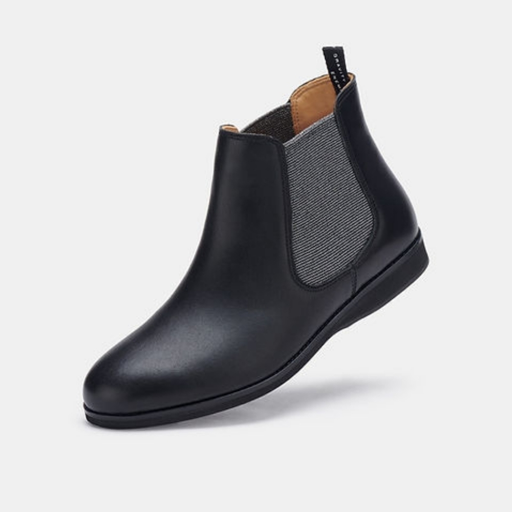 Rollie Nation Australia Black Chelsea Boots Size 7